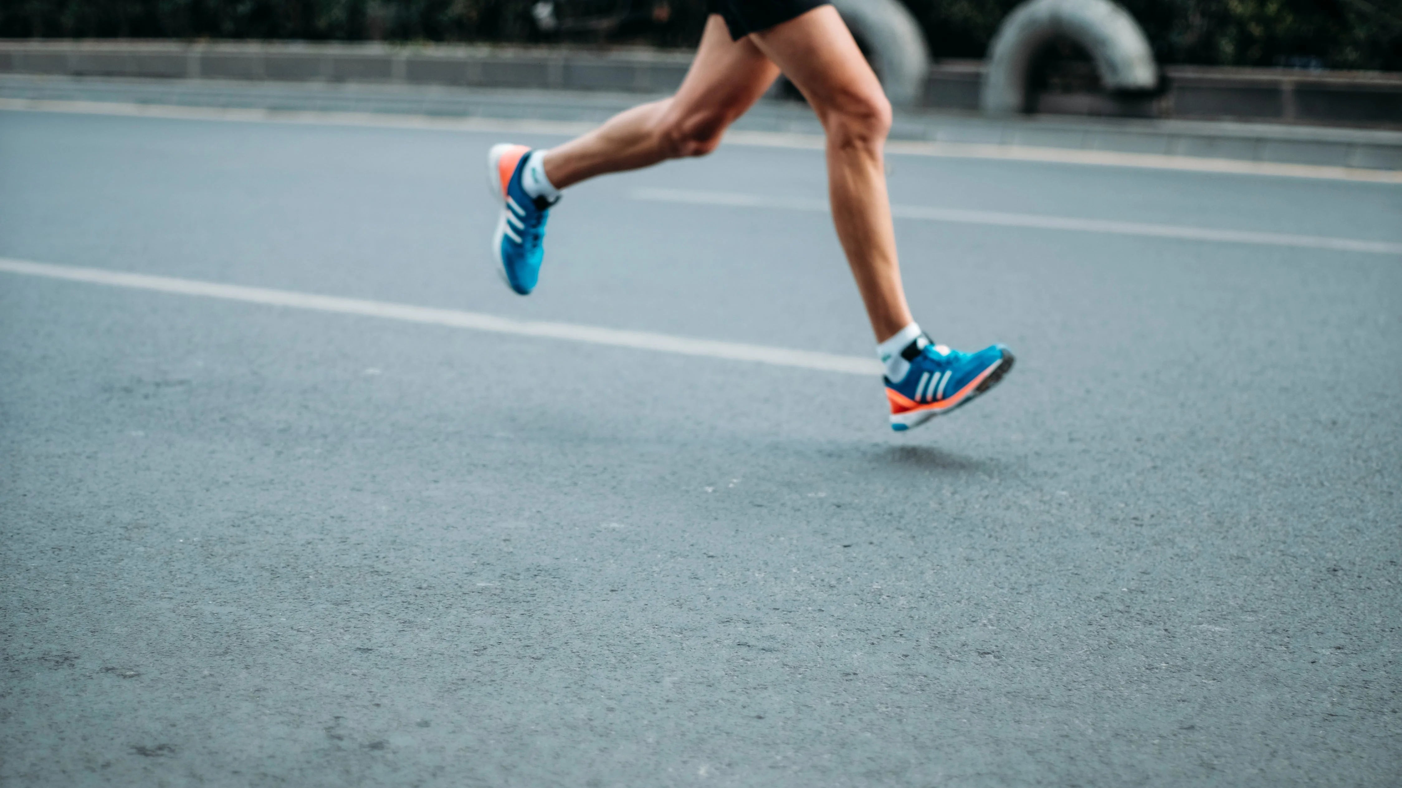 Cheap long distance running shoes on sale