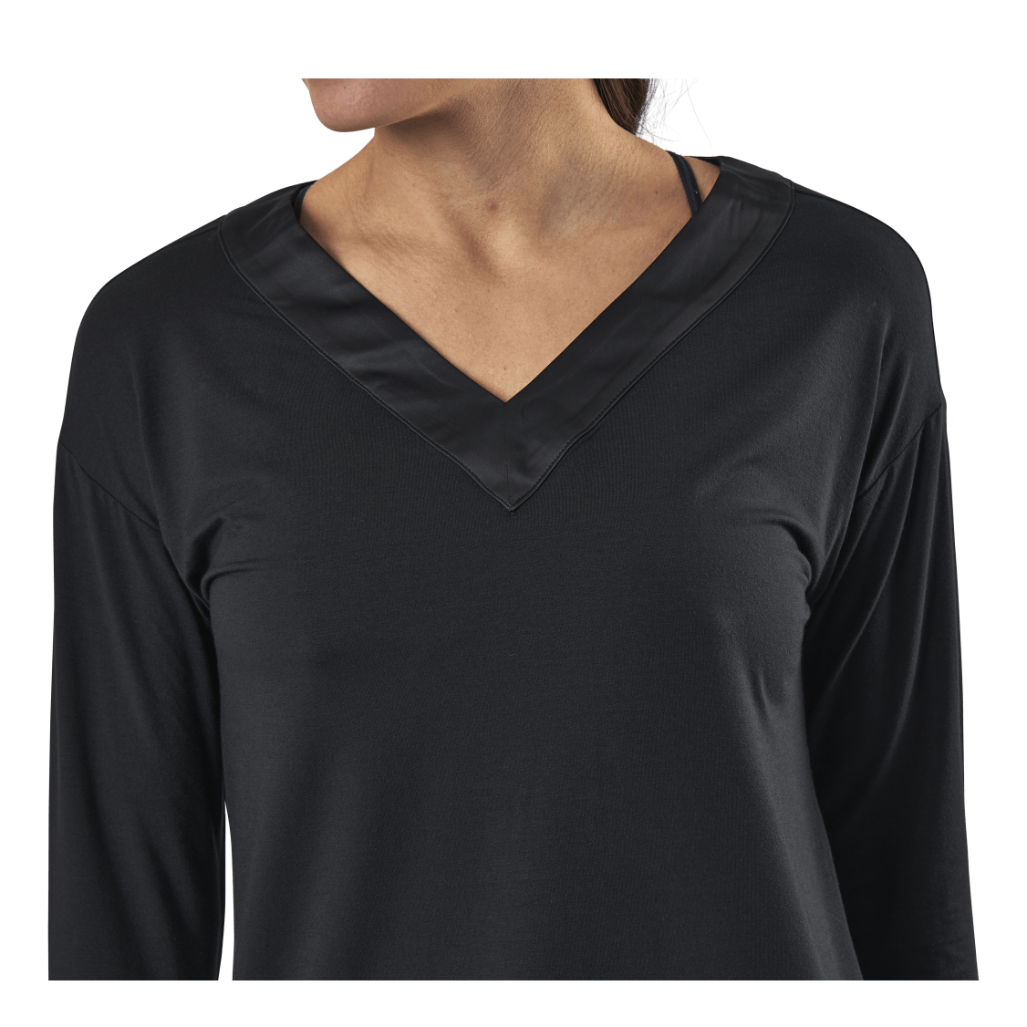 L/S V-Neck Black