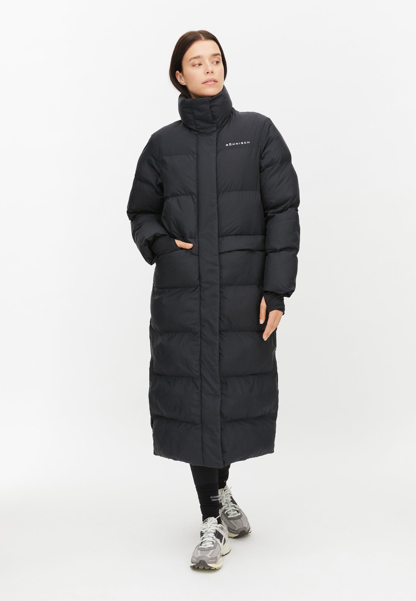 Reign Coat Black