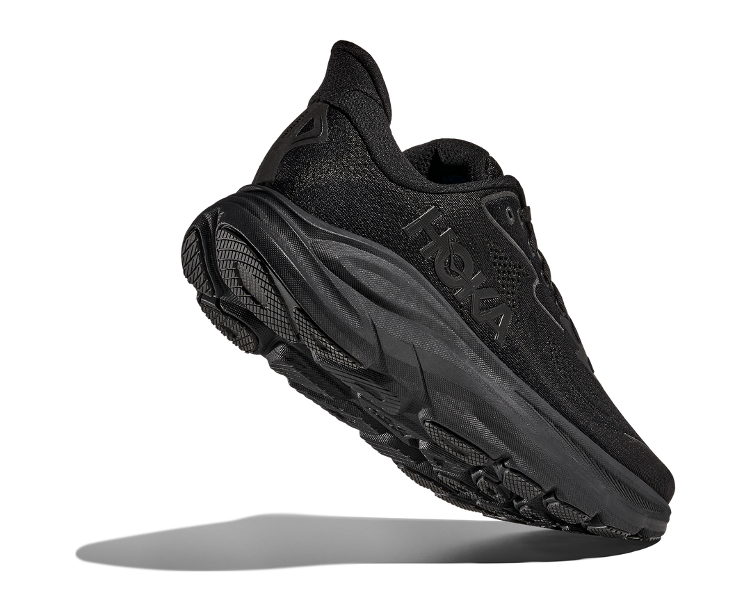 M Clifton 10 Wide Black / Black