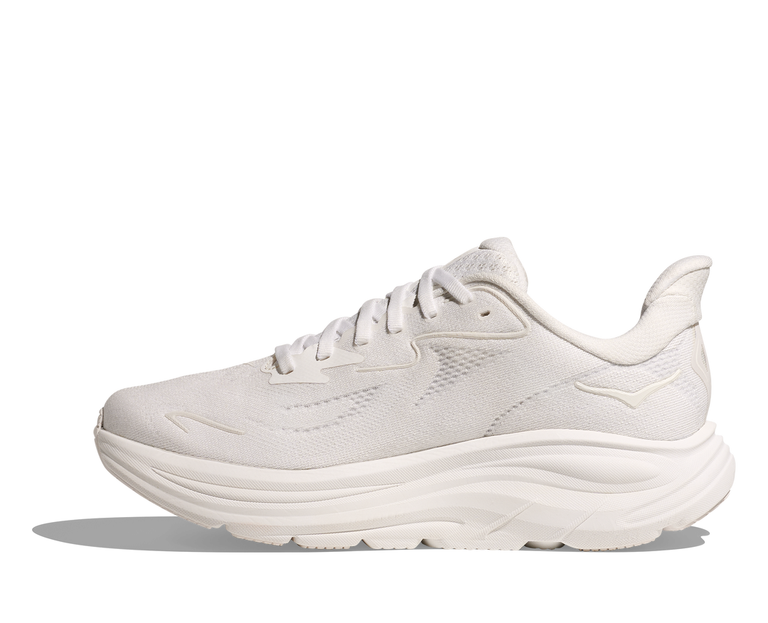 W Clifton 10 White / White