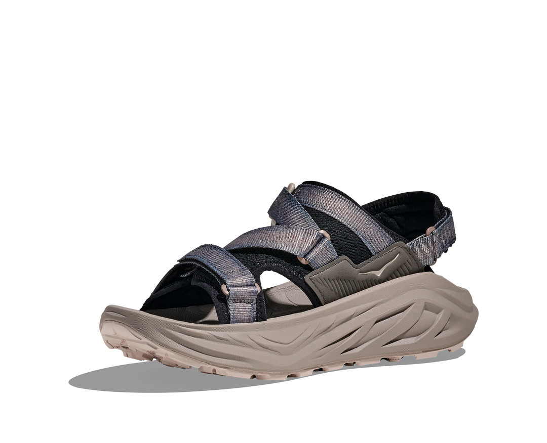 Hoka Infini Hike TC Men in Black / Cement, front angle view