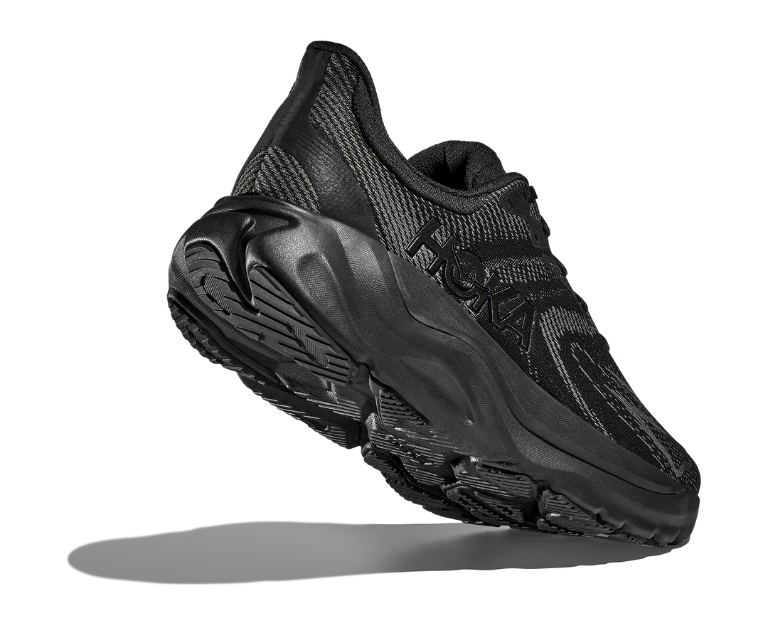 M Arahi 8 Black / Black