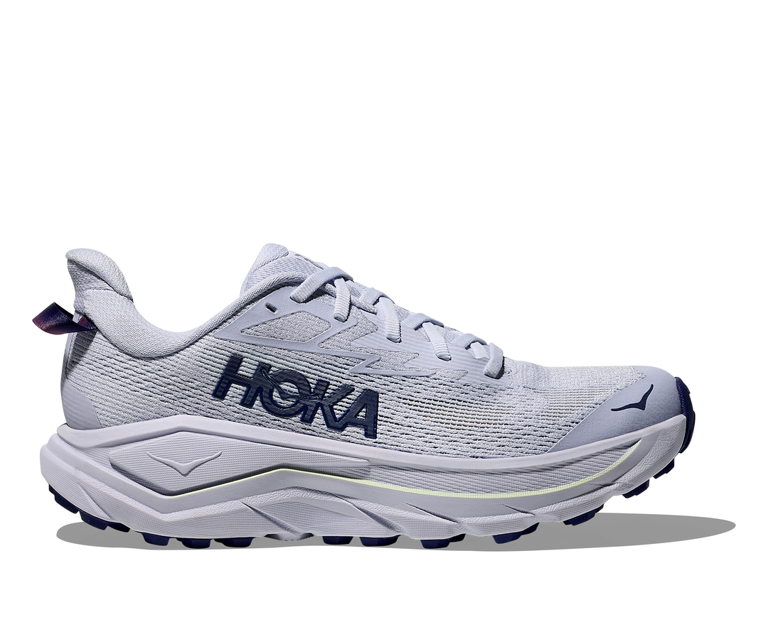 Hoka Challenger 8 Women in Ambient Blue / Blueberry, side view, outer side