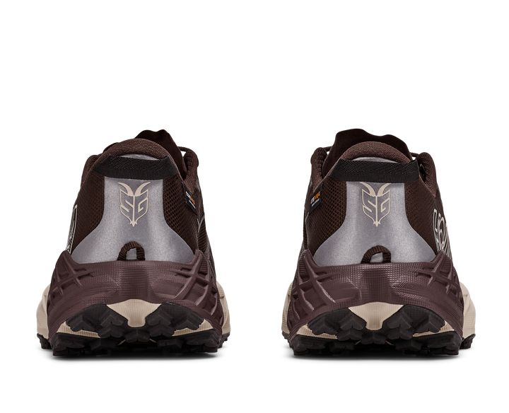 Hoka Speedgoat 7 GTX Men in Spiced Chocolate / River Rock, pair, rear view