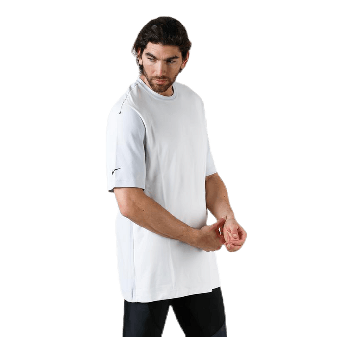 Tech Pack Top White/Black