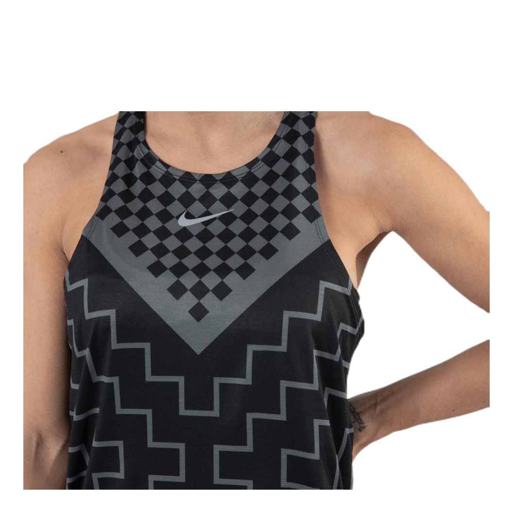 Tank Runway Geo Grey