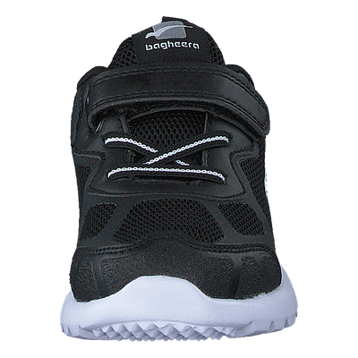 Moxie Black/white