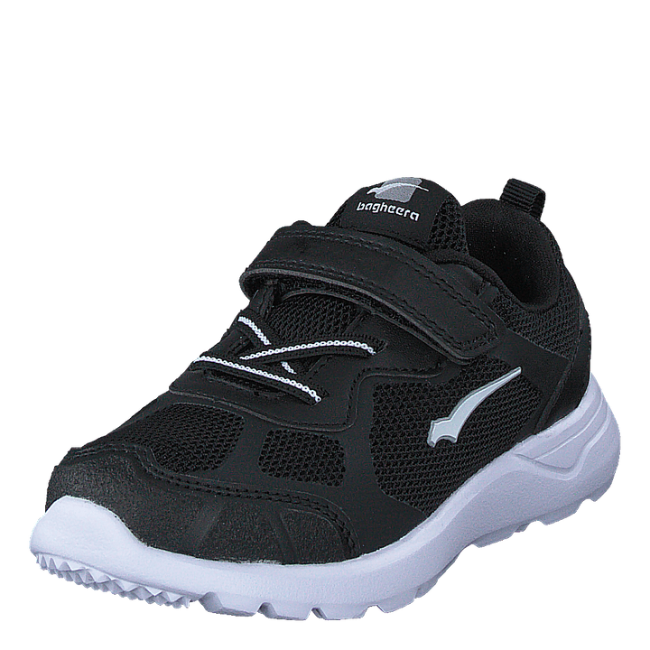 Moxie Black/white