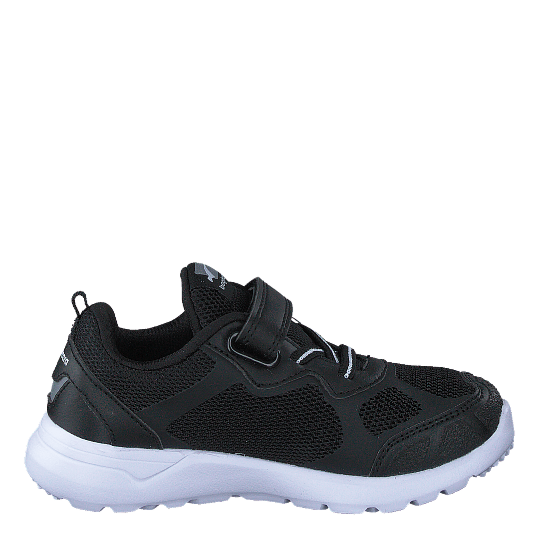 Moxie Black/white