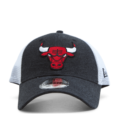 Bulls Home Field 9FORTY Trucker