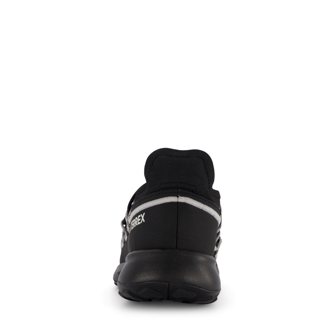 Terrex Voyager 21 Travel Shoes Core Black / Chalk White / Grey Two
