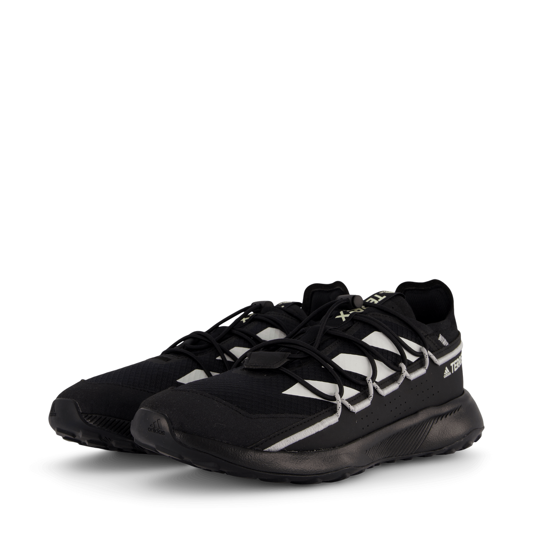 Terrex Voyager 21 Travel Shoes Core Black / Chalk White / Grey Two