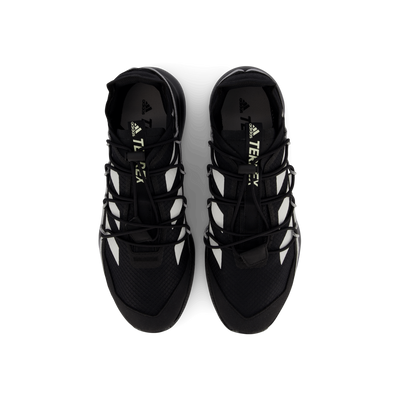 Terrex Voyager 21 Travel Shoes Core Black / Chalk White / Grey Two