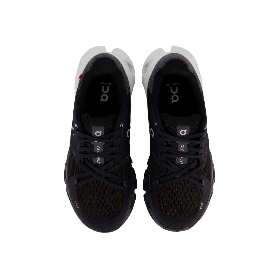 Cloudflyer 4 Black/white