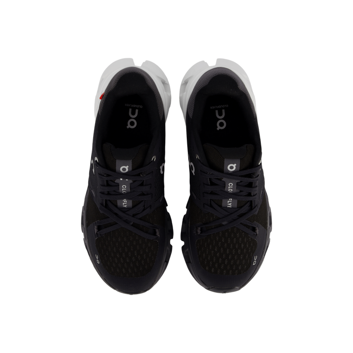 Cloudflyer 4 Black/white