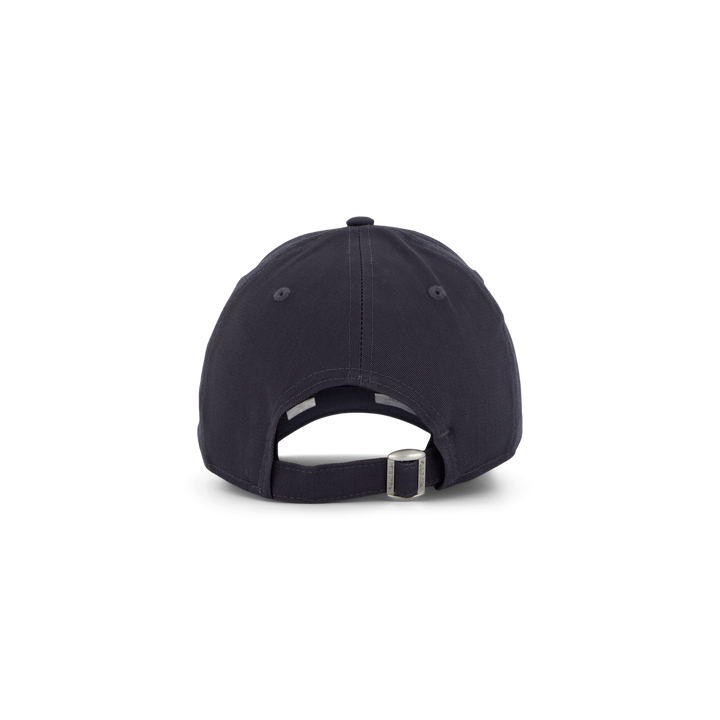BULLS METALLIC 9FORTY