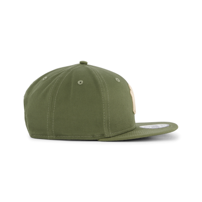 League Essential 9fifty New Yo Novstn
