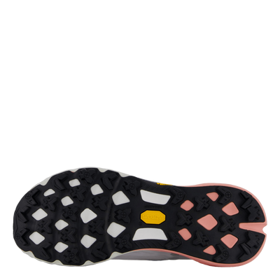 Agility Peak 5 White/soft Coral