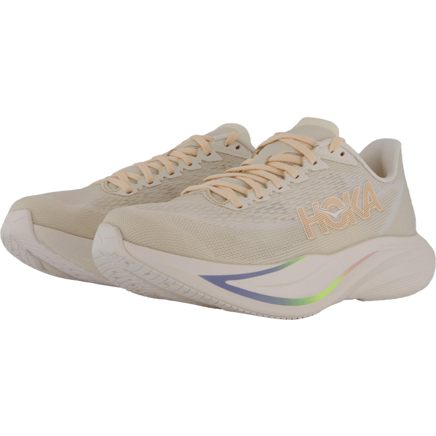 W mach 7  Oat milk / alabaster