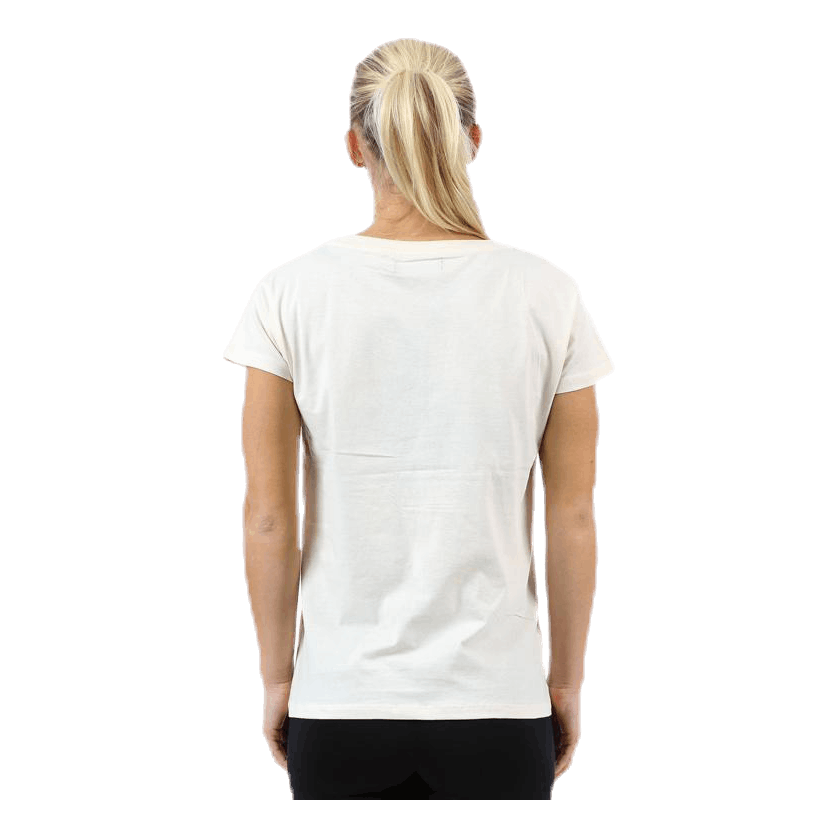 Josefin Tee White