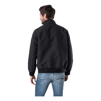 Melker            Black