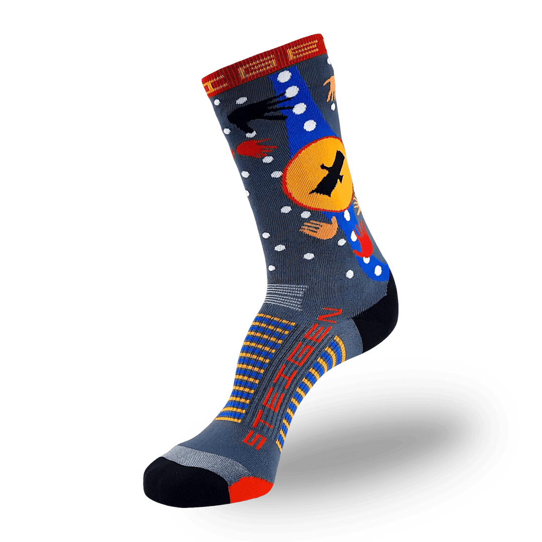 Steigen Running Socks Three-Quarter Length in Bunjil The Creator, side view
