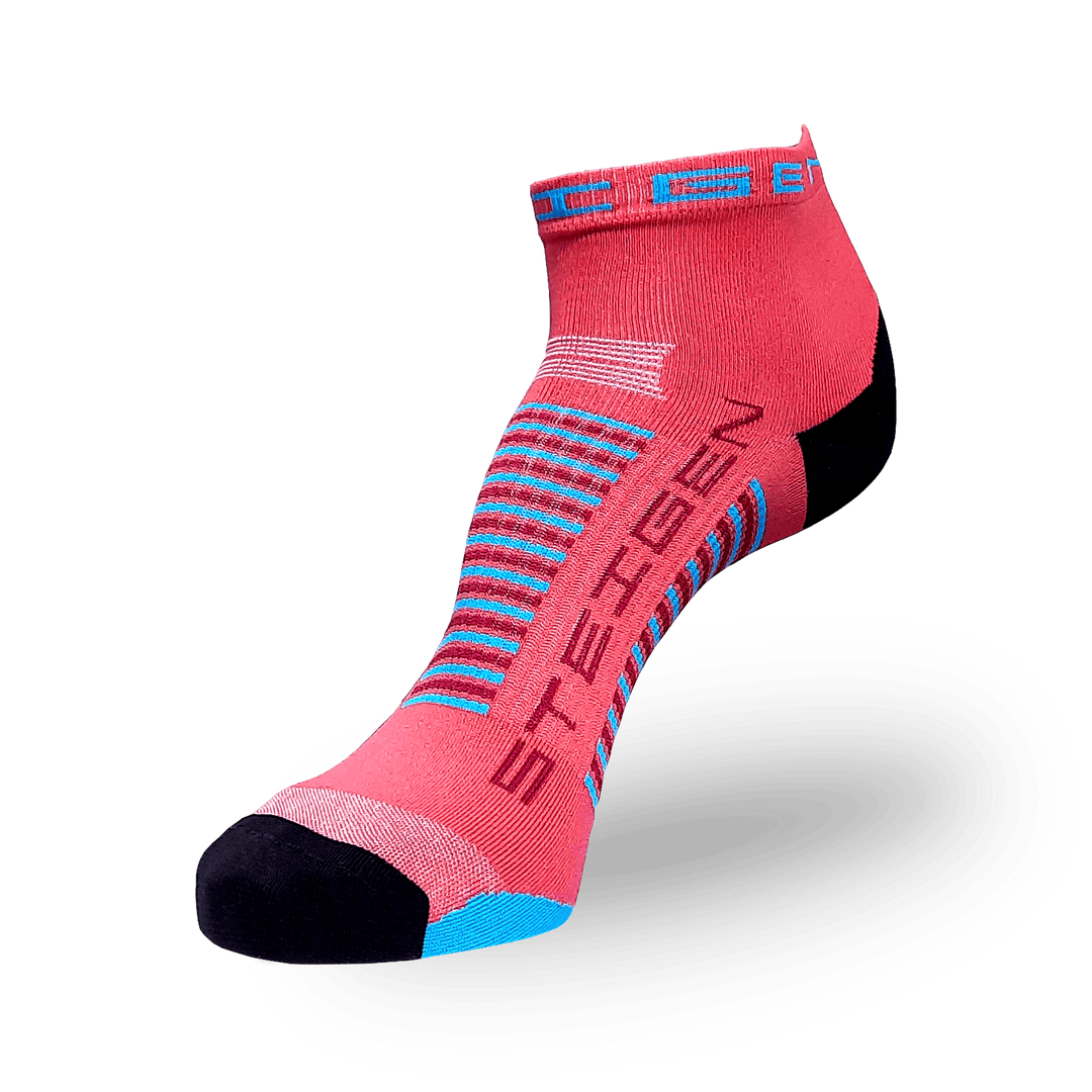 Steigen Running Socks Quarter Length in Coral, side view