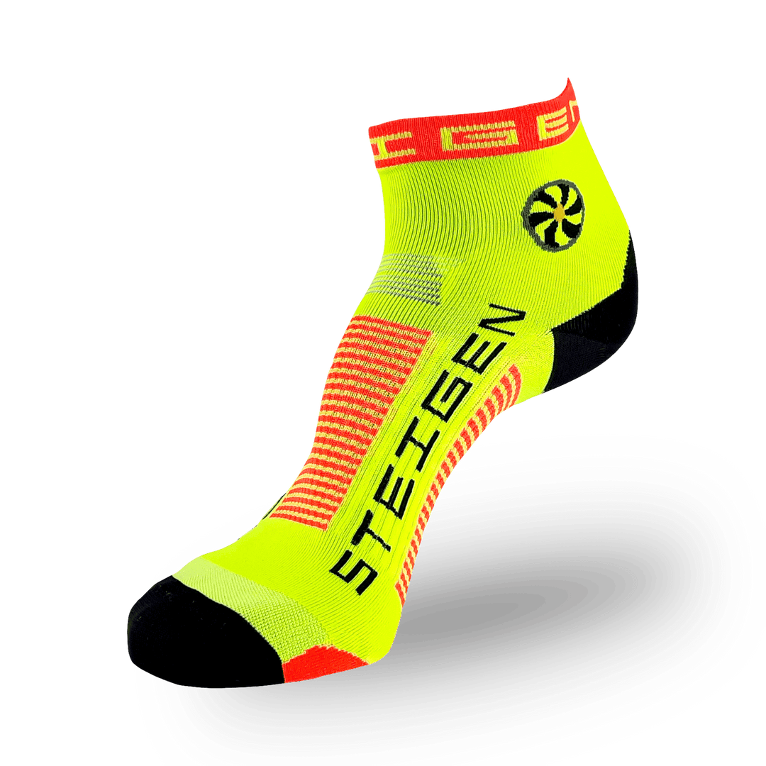 Steigen Running Socks Quarter Length in Fluro Yellow, side view