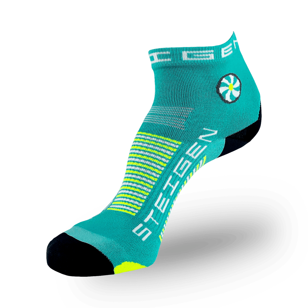 Steigen Running Socks Quarter Length in Seaside, side view