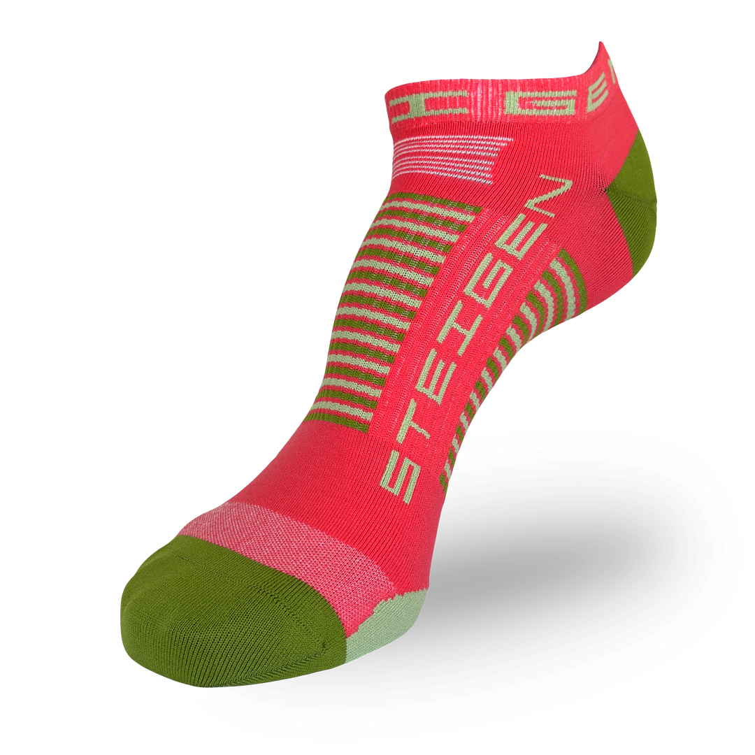 Steigen Running Socks Zero Length in Watermelon, side view