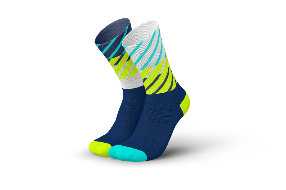 Running Diagonals Navy Canary