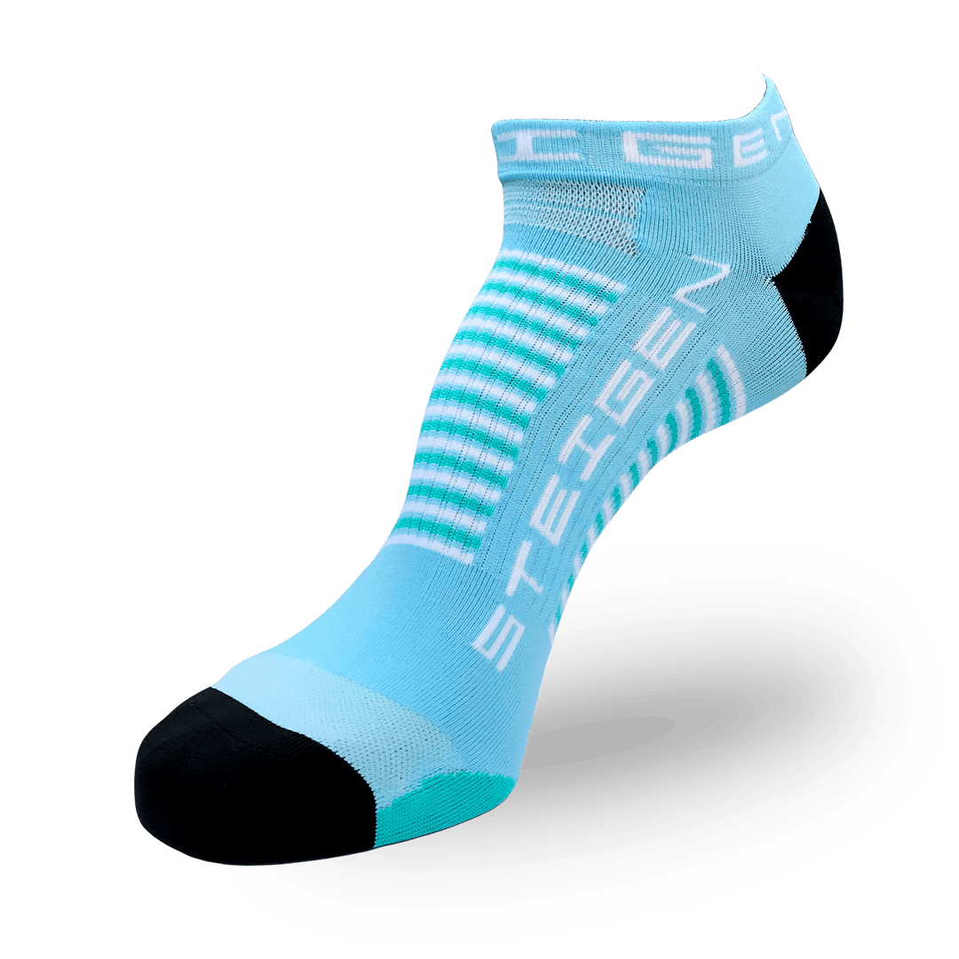 Steigen Running Socks Zero Length in Baby Blue, side view