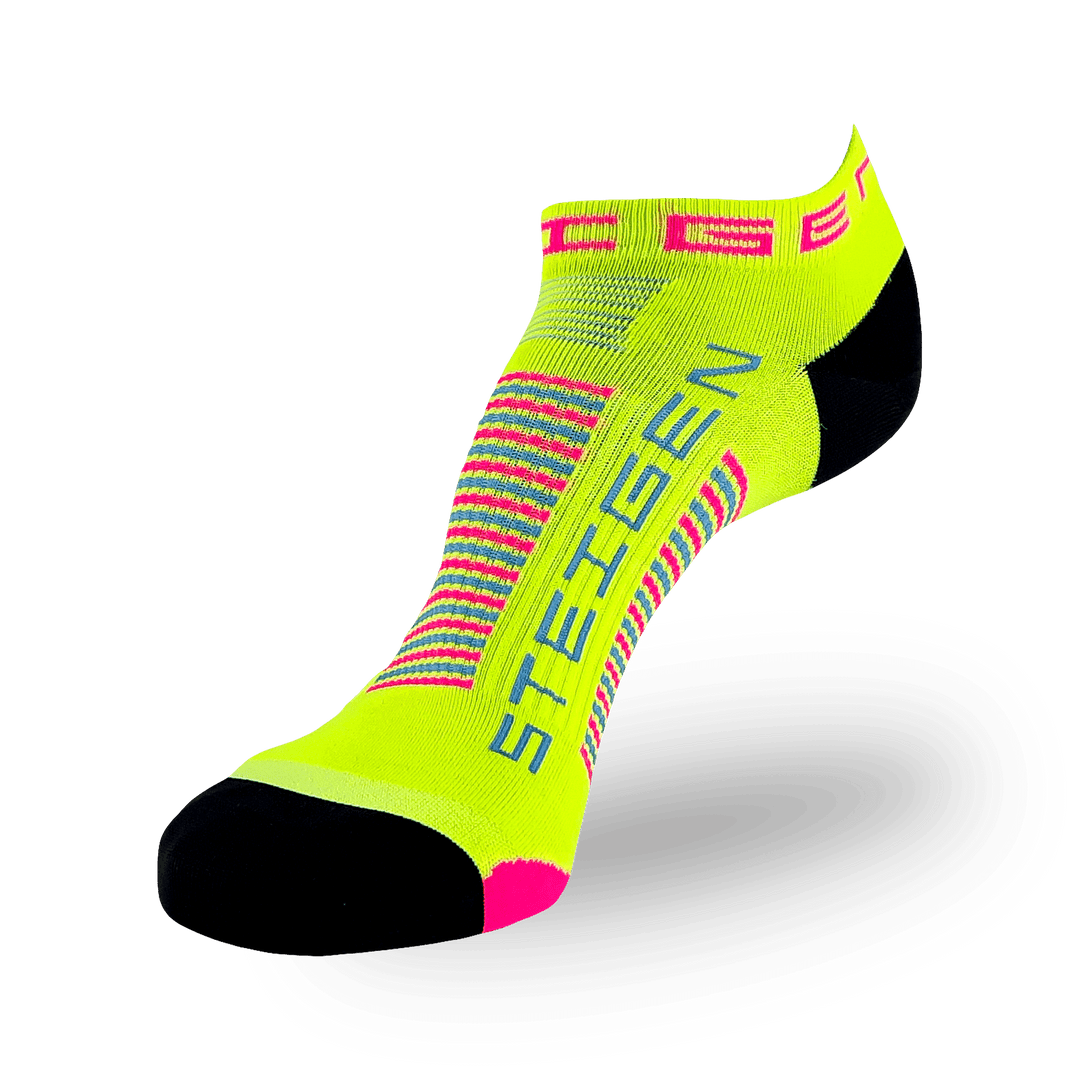 Steigen Running Socks Zero Length in Sherbet Yellow, side view