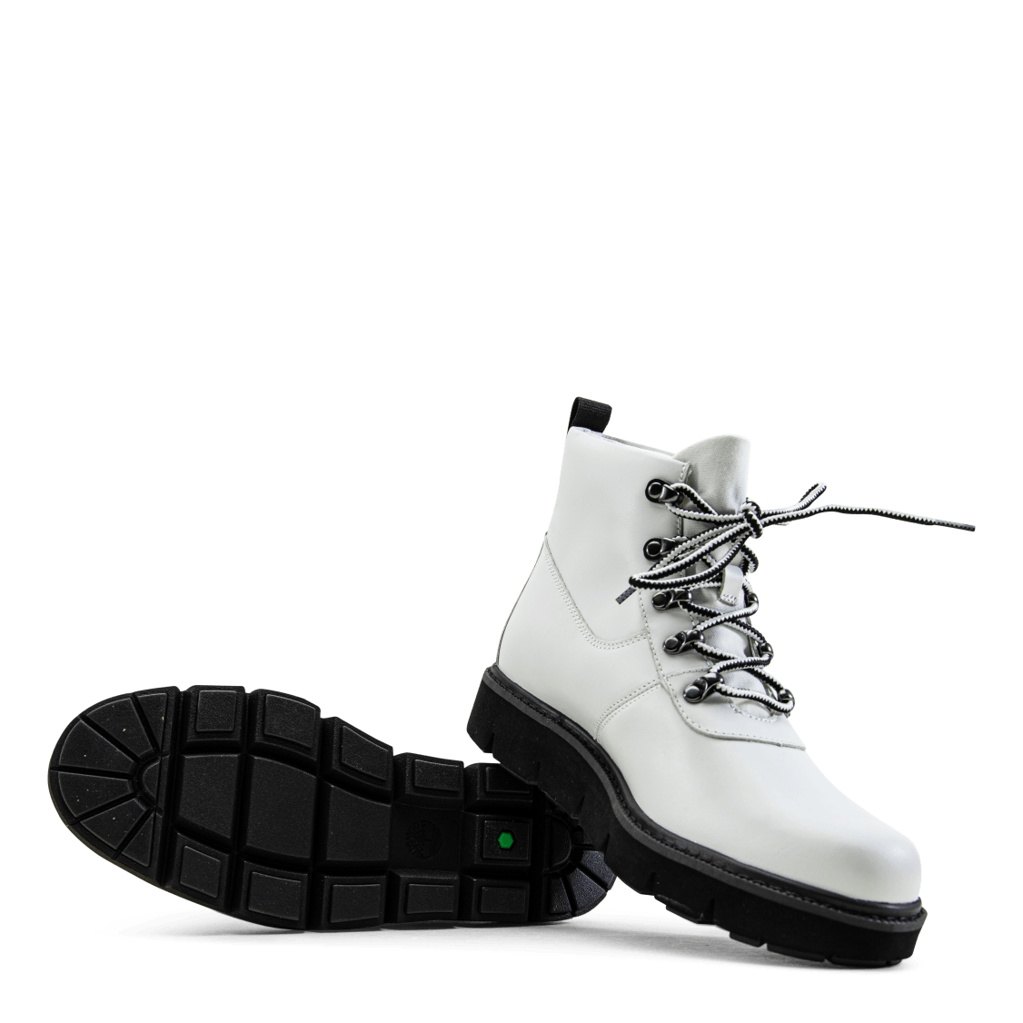 Raywood Alpine Hiker White