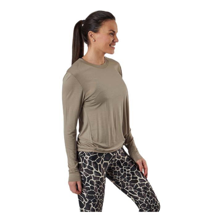 Ease Crew Neck Grey