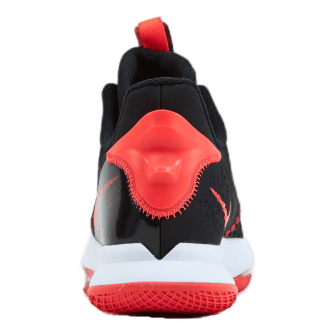 LeBron Witness 5 Black/Red
