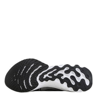 React Infinity Run Flyknit White/Black