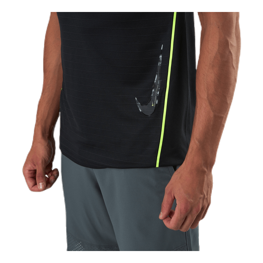 Mercurial Strike Top SS Black