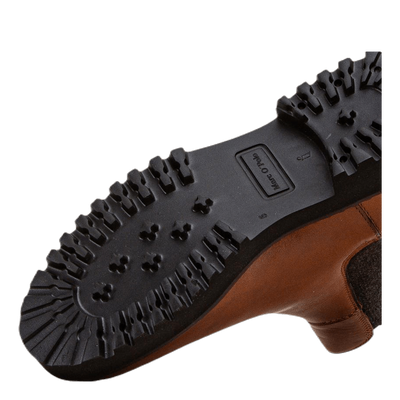 Lucia 8A Brown