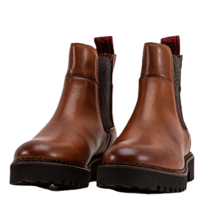 Lucia 8A Brown