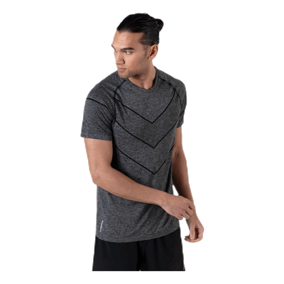 Reactive evoKNIT Tee Black