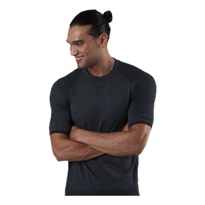 Tracker Seamless T-Shirt Black