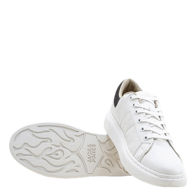 Liam Pu White