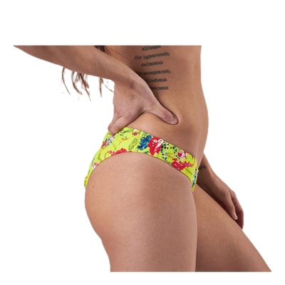 Aomi Nuka Bikini Brazil Pink