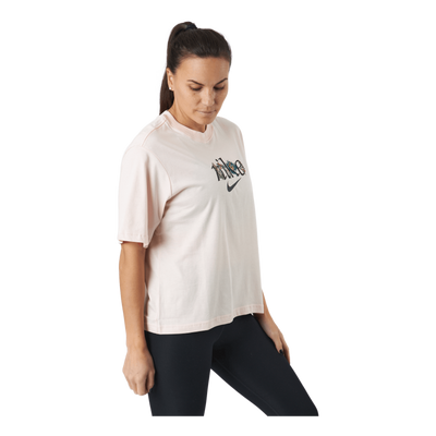 Nike Sportswear Women's T-shir Orange Pearl