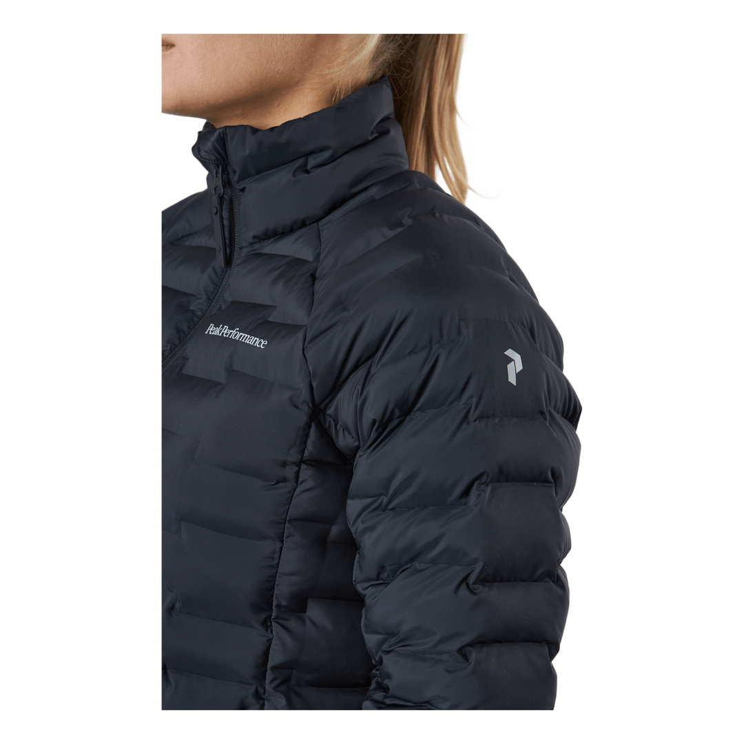 W Argon Light Jacket Black - Peak Performance – Runforest.com W Argon Light Jacket Black - Peak Performance – Runforest.com