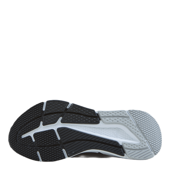 Questar Shoes Core Black / Carbon / Matte Silver
