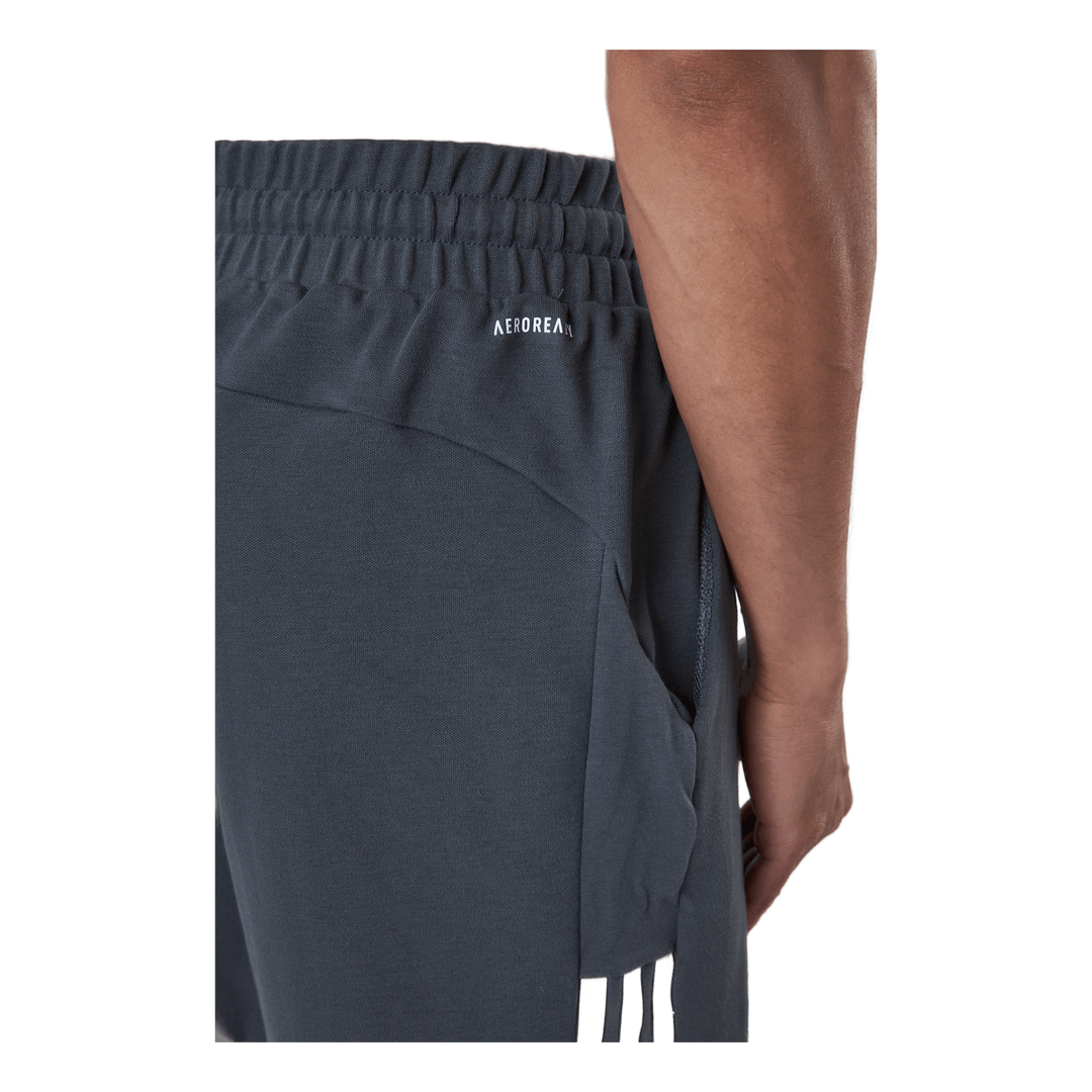 Motion Short Grey Six
