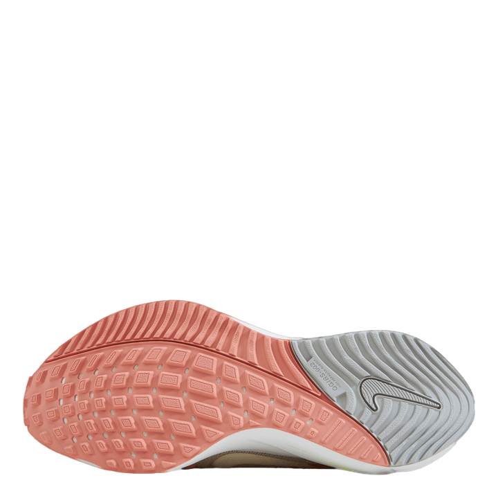 Nike Air Zoom Vomero 16 Women&
